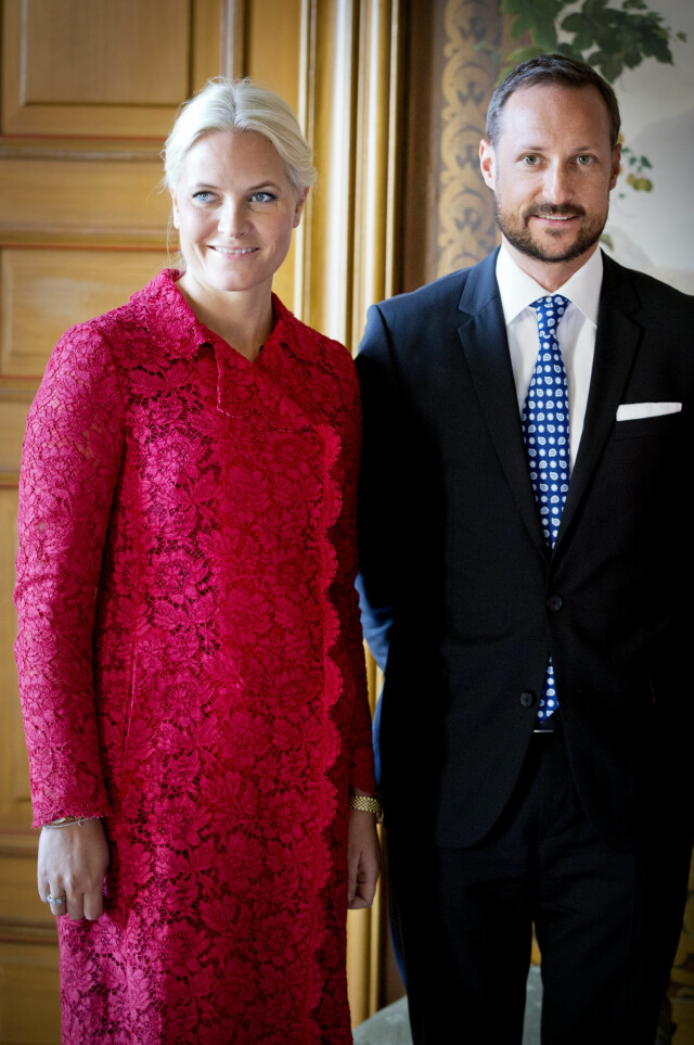SISTE OFFISIELLE OPPDRAG: Kronprinsesse Mette-Marit og kronprins Haakon tok imot kong Willem-Alexander og dronning Maxima av Nederland da de besøkte Oslo i begynnelsen av oktober. Det var knapt én uke før hun ble sykemeldt. Foto: Stella Pictures SISTE OFFISIELLE OPPDRAG: Kronprinsesse Mette-Marit og kronprins Haakon tok imot kong Willem-Alexander og dronning Maxima av Nederland da de besøkte Oslo i begynnelsen av oktober. Det var knapt én uke før hun ble sykemeldt. Foto: Stella Pictures